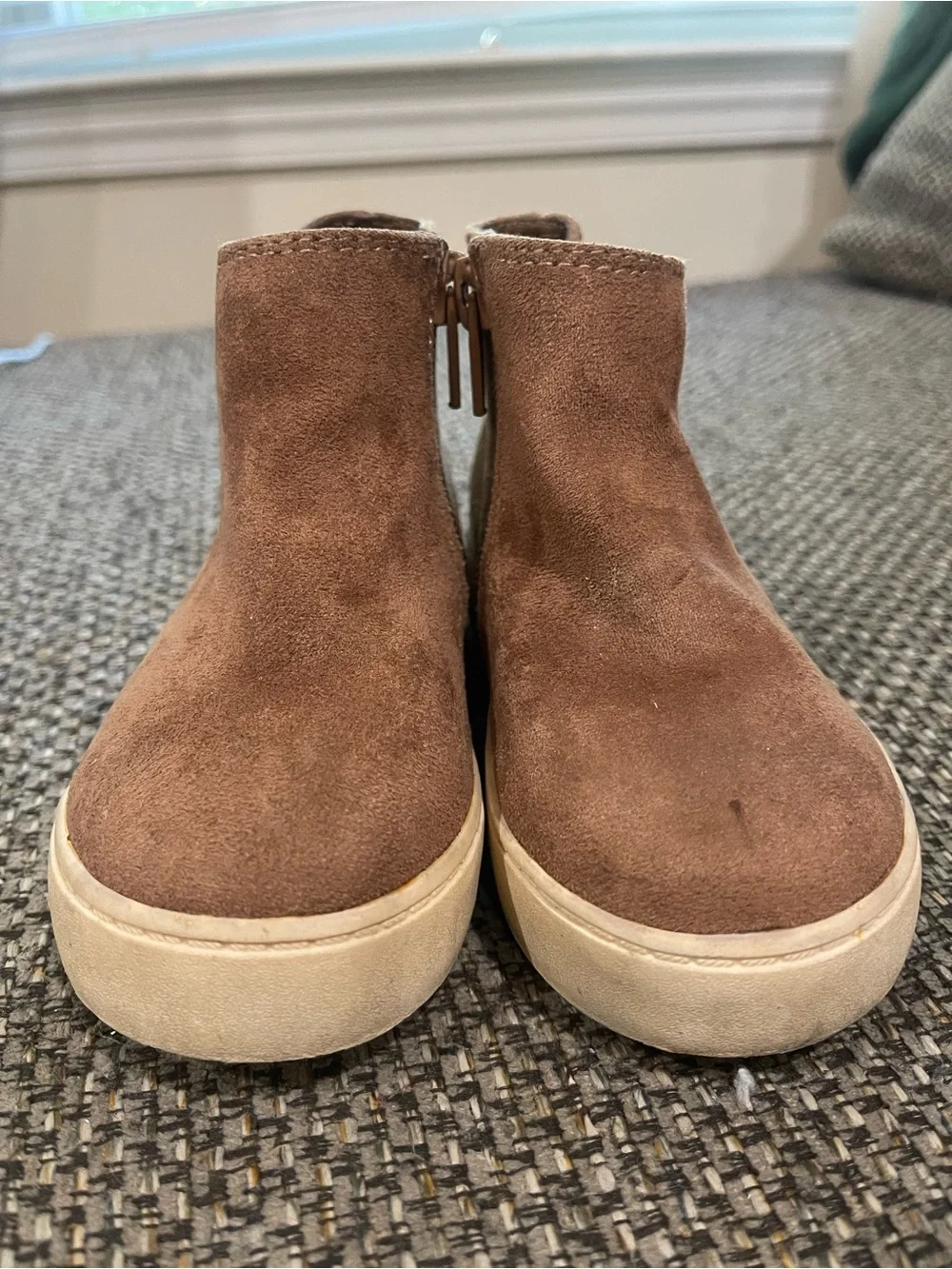 Cat & Jack stylish brown